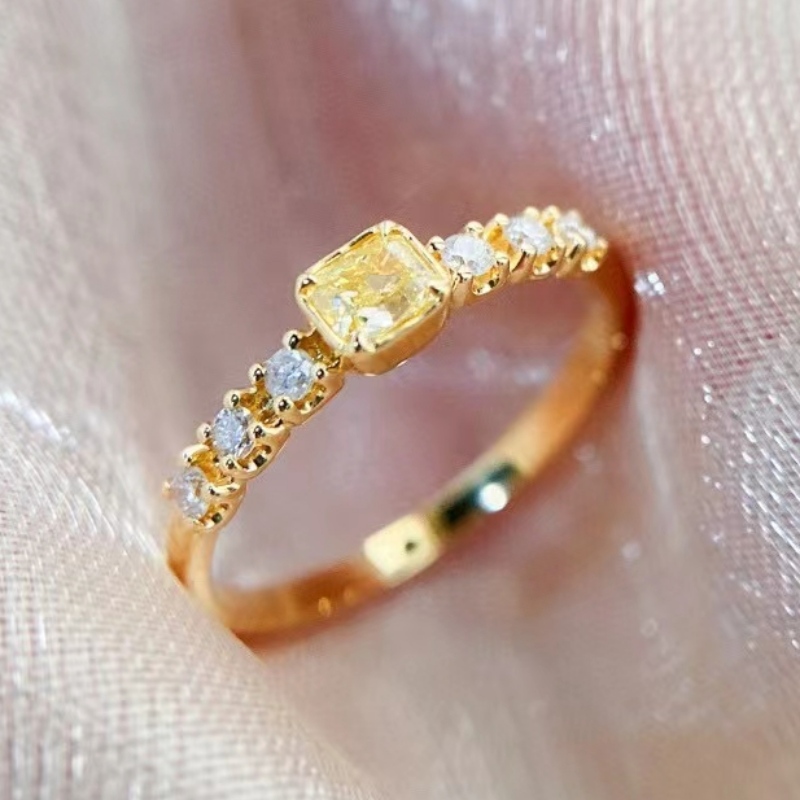 Fabricante de jóias de moda 18k/14k/10k/9k \\
9k \\
9k Único amarelo diamante pedra mulheres anéis de ouro desenhos